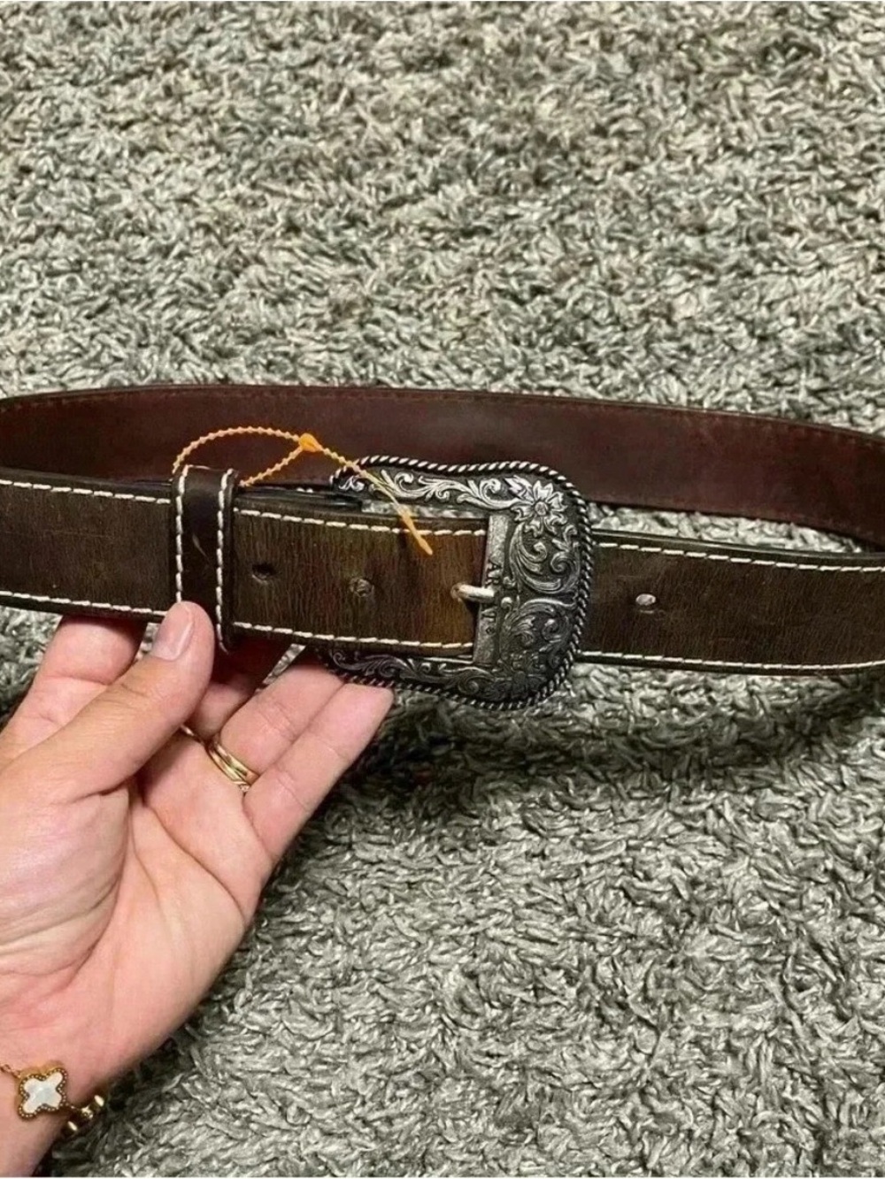 ARIAT WOMEN'S DISTRESSED BROWN LEATHER BELT - A1523402